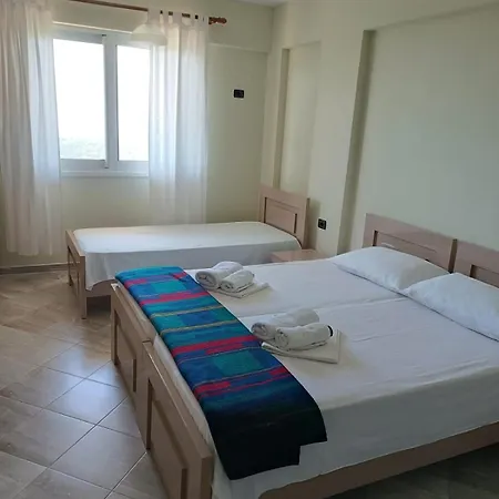 Aleks Hotel Vuno